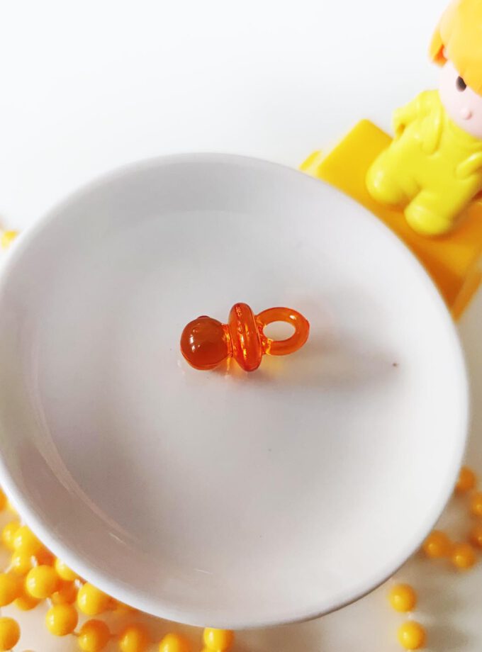 Gushing Vintage Plastic Necklace Dummy Orange