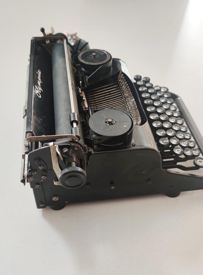 Vintage Old Black Olympia Filia Typewriter