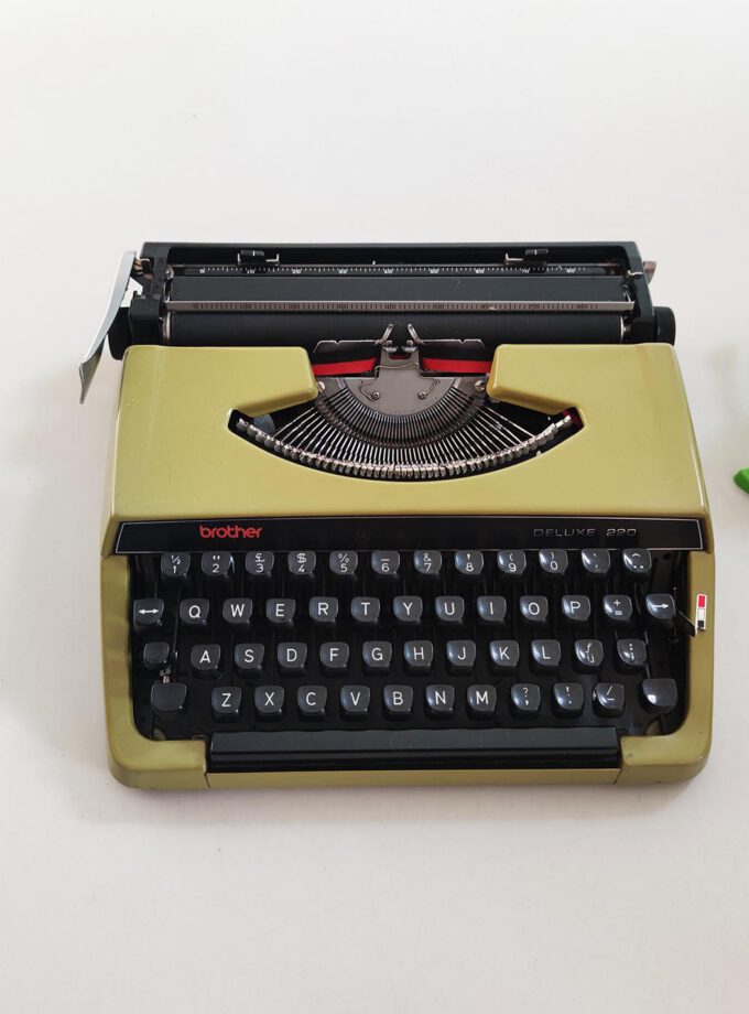 Vintage Brother Deluxe 220 Olive Typewriter