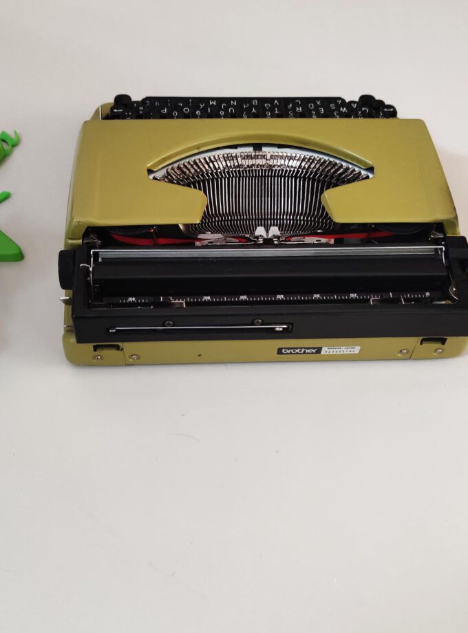 Vintage Brother Deluxe 220 Olive Typewriter