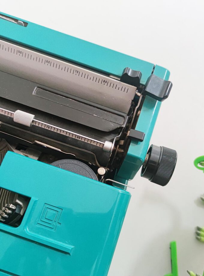 Vintage Olivetti Studio 45