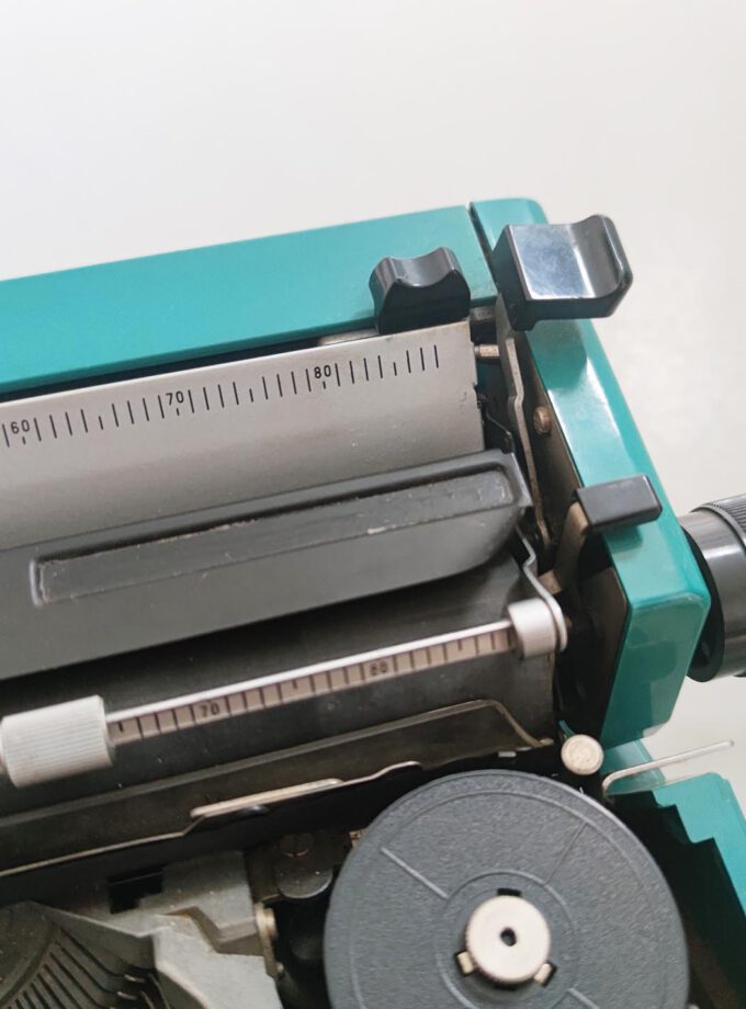 Vintage Olivetti Studio 45