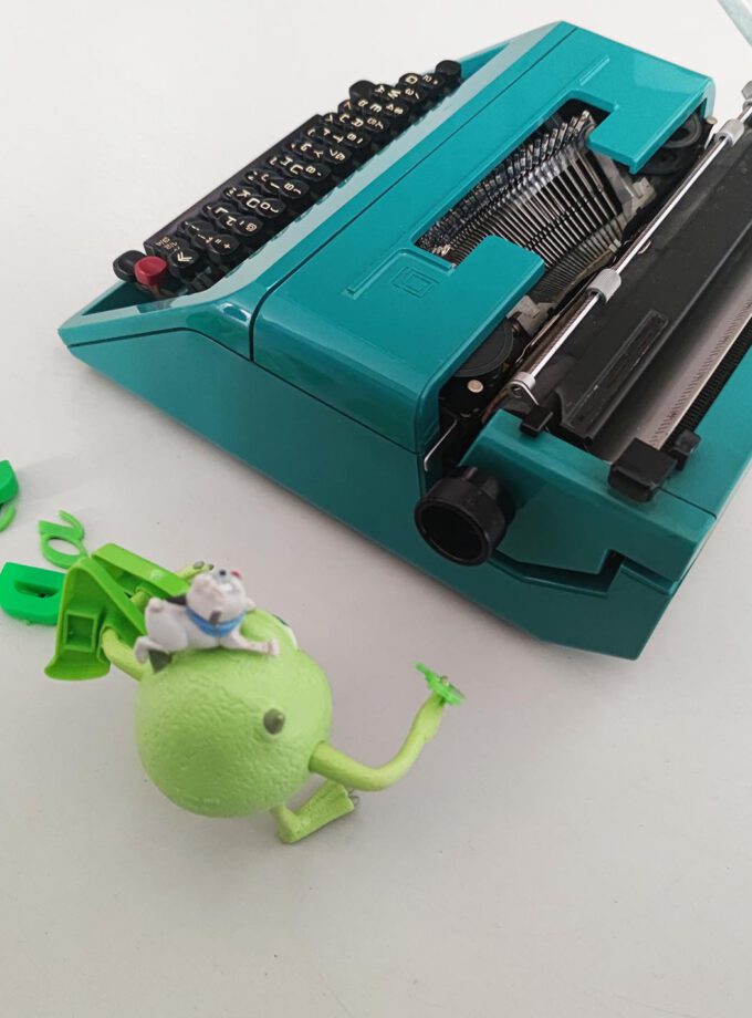 Vintage Olivetti Studio 45