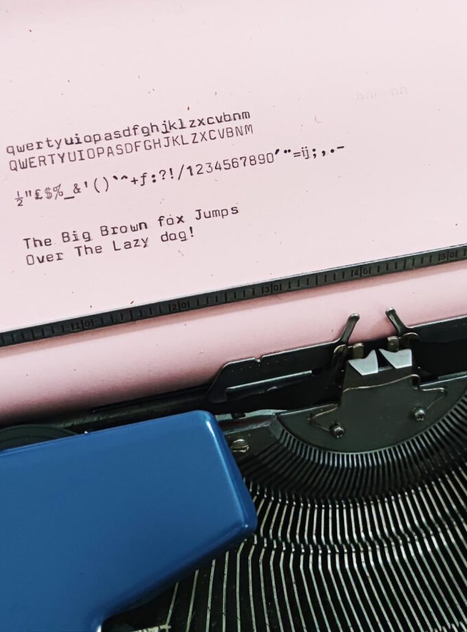 Vintage Vendex 750 Denim Blue Typewriter Cubic