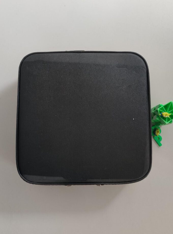 Vintage Erika Light Grey Typewriter Cubic