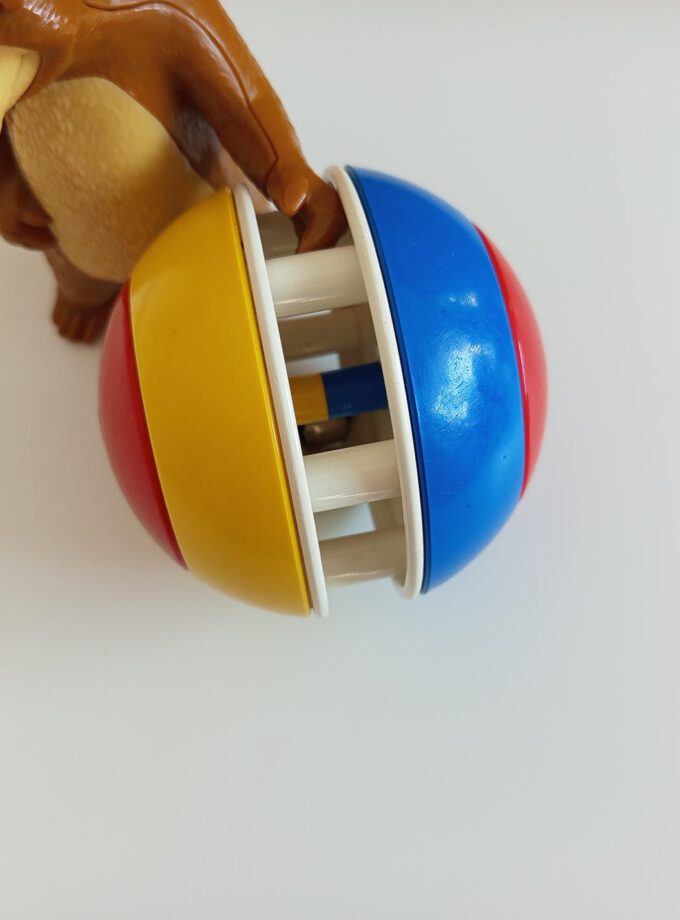 Rock'n Roll Ball Vintage Ambi Toys