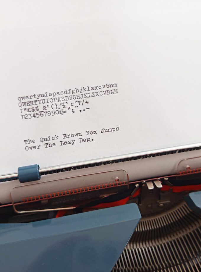 Vintage Vendex 1000 Typewriter Pica