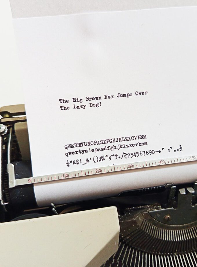 Vintage Royal 200 Typewriter Elite