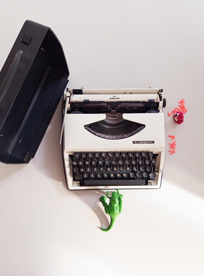 Vintage Tippa Adler Typewriter Off White Pica