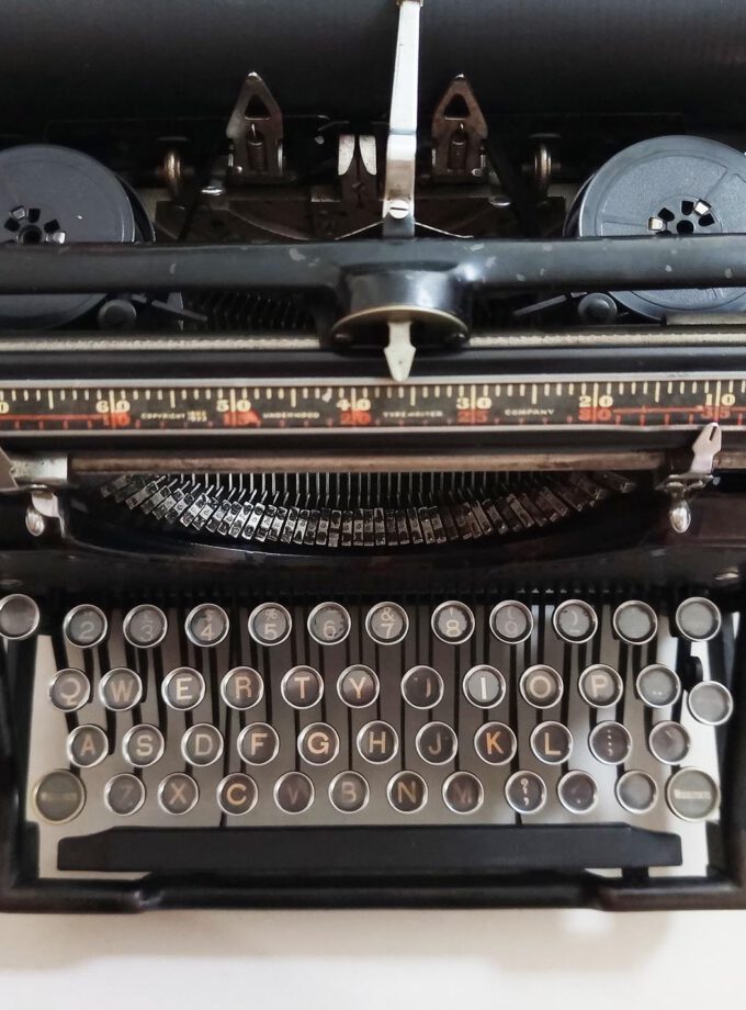 Vintage Old Black Underwood no.5 Typewriter