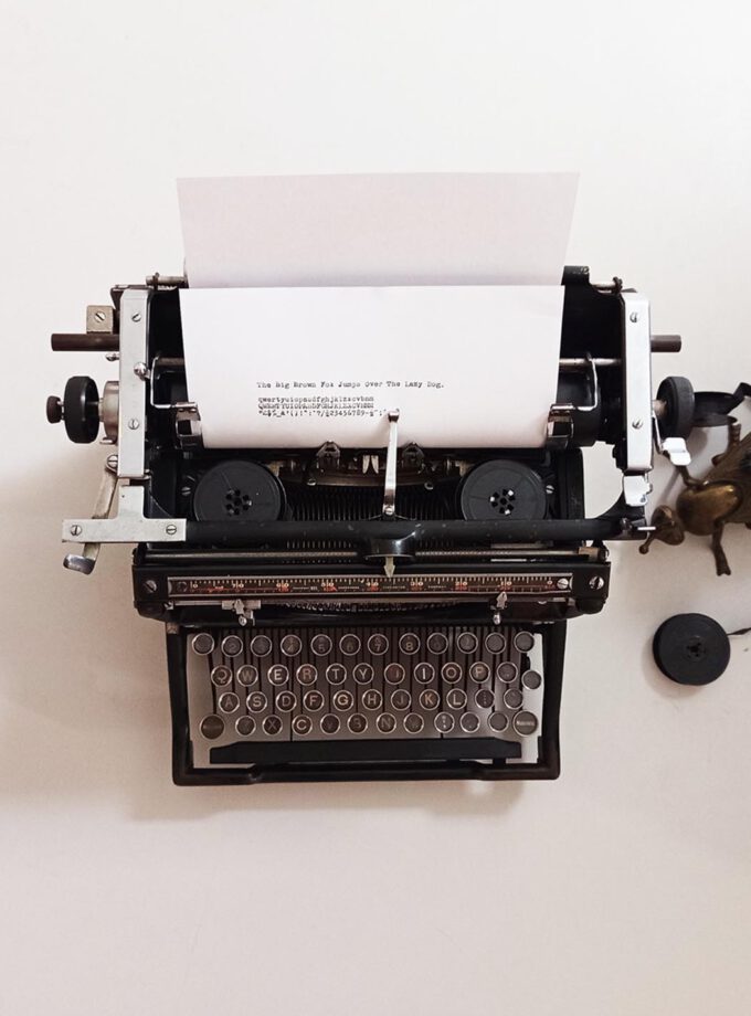 Vintage Old Black Underwood no.5 Typewriter