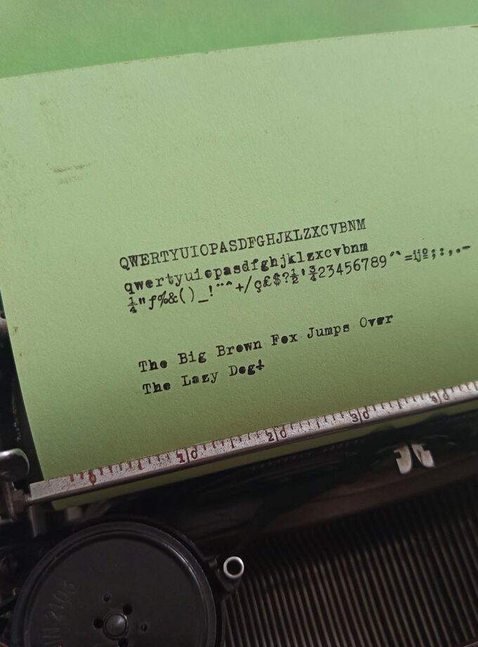 Vintage Old Black Groma S Typewriter