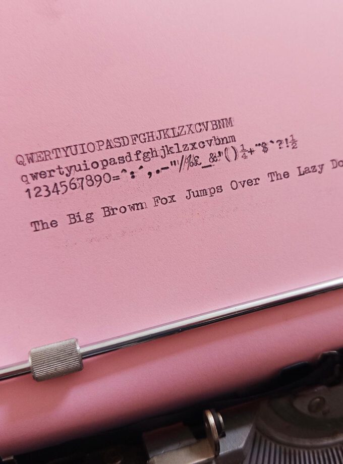 Vintage Olivetti Dora Typewriter Elite