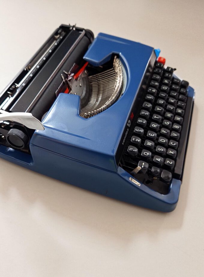 Vintage Vendex 750 Denim Blue Typewriter Cubic