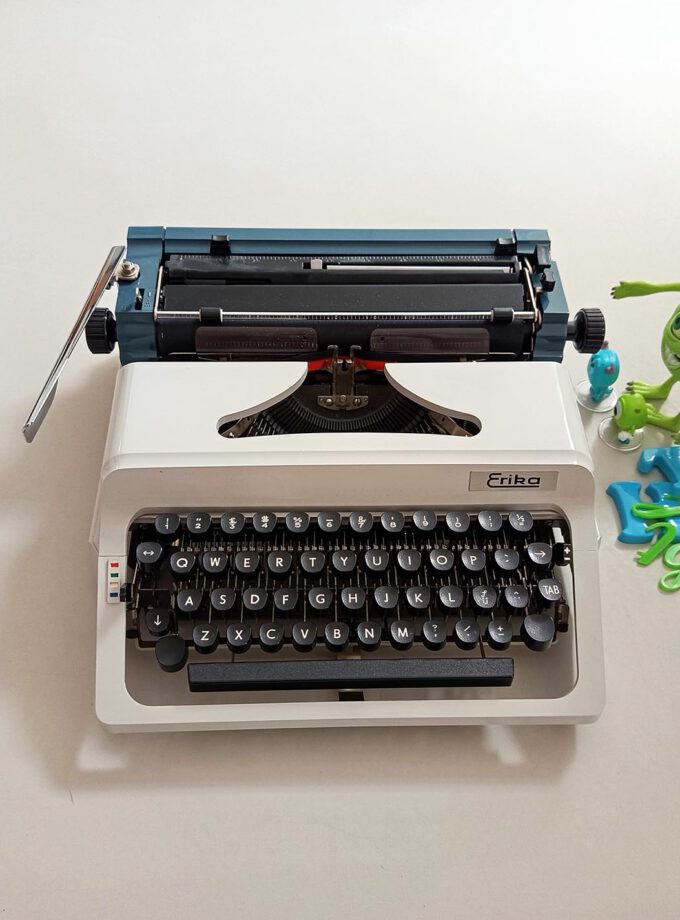 Vintage Erika Light Grey/Blue Typewriter Pica