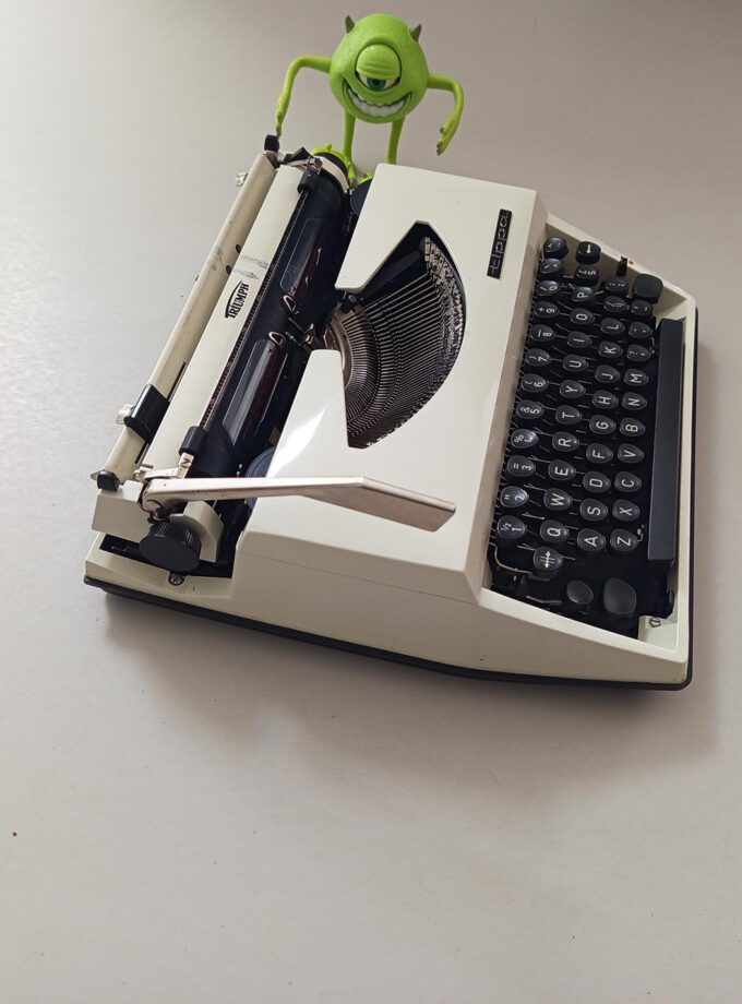 Vintage Tippa Triumph Typewriter Light