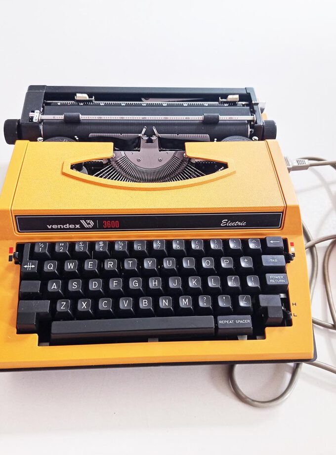 Electric Typewriter Ocher YELLOW Vendex 3600 Electric