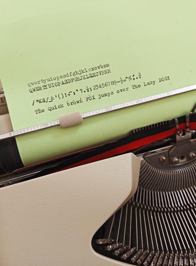 Vintage Underwood 18 Typewriter